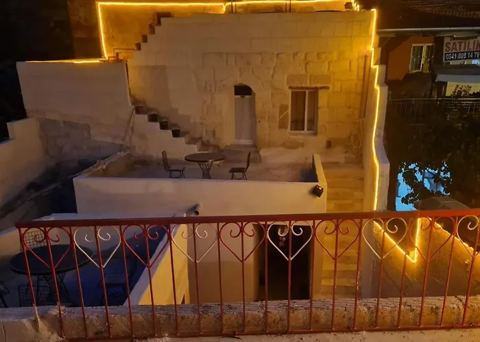 Alojamento de Acomodação e Pequeno-almoço King Solomon Palace