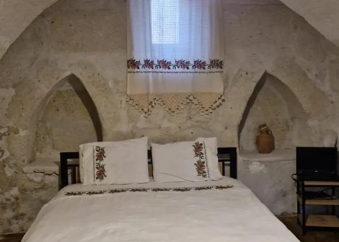 King Solomon Palace Аванос