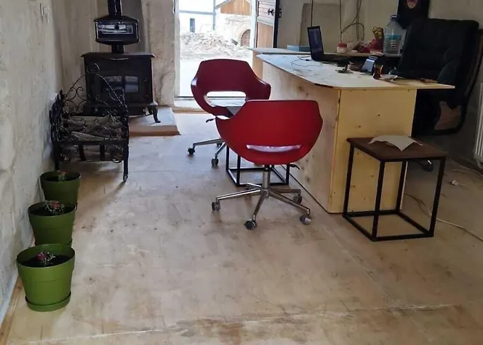 King Solomon Palace * Аванос