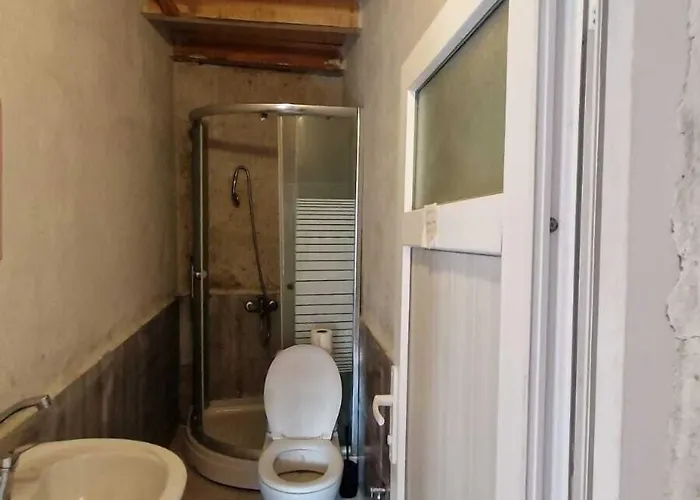 Alojamento de Acomodação e Pequeno-almoço King Solomon Palace